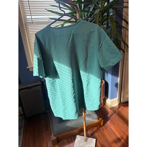 FIGS SCRUB TOP LARGE - Picture 4 of 5